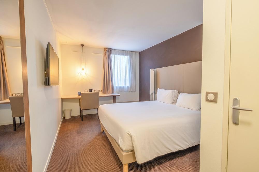 Campanile Roissy - Aéroport CDG - Le Mesnil Amelot Room Type - Standard Room, 1 Double Bed
