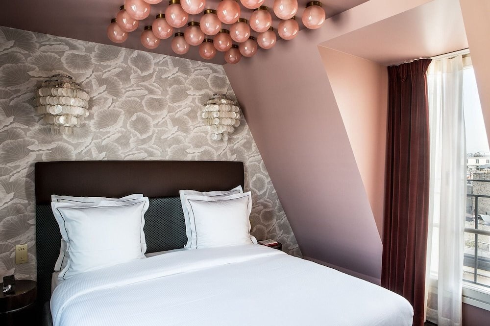 Hôtel du Rond-Point des Champs-Élysées Room Type - Parisian Suite (Accessible by stairs only from 07th to 08th floor) Hôtel du Rond-Point des Champs-Élysées Room Type - Parisian Suite (Accessible by stairs only from 07th to 08th floor)