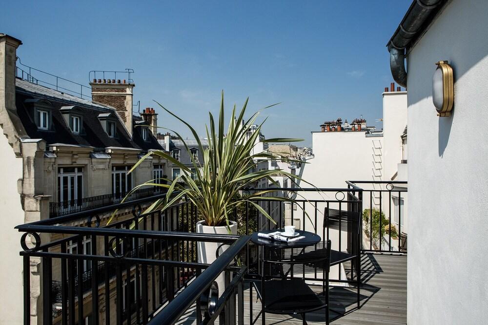 Hôtel du Rond-Point des Champs-Élysées Room Type - Deluxe Room, Terrace