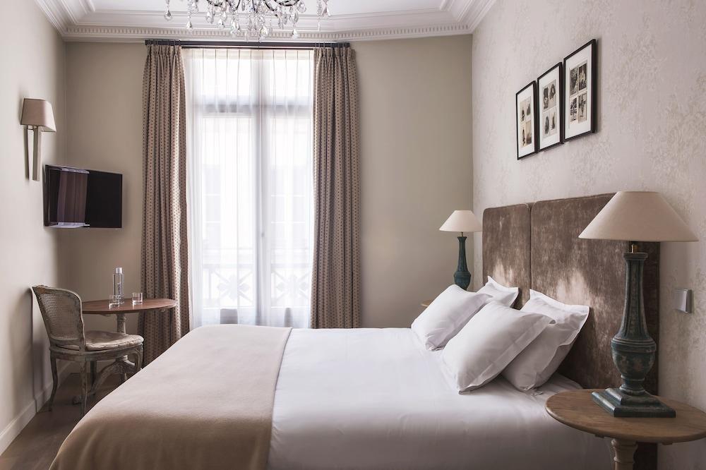 New Hotel Roblin La Madeleine Room Type - Luxury Triple Room New Hotel Roblin La Madeleine Room Type - Luxury Triple Room