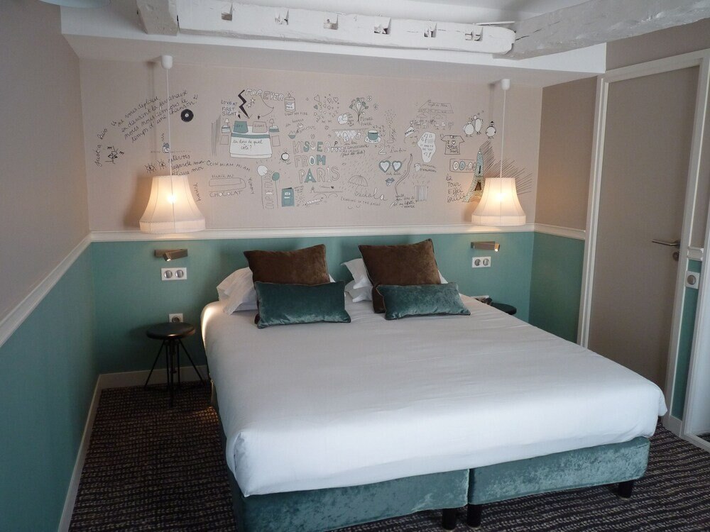 Hôtel Les 3 Poussins Room Type - Room - PARIS PANORAMA