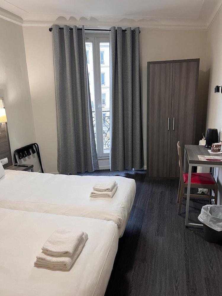 Hipotel Paris Voltaire Bastille Room Type - Twin Room
