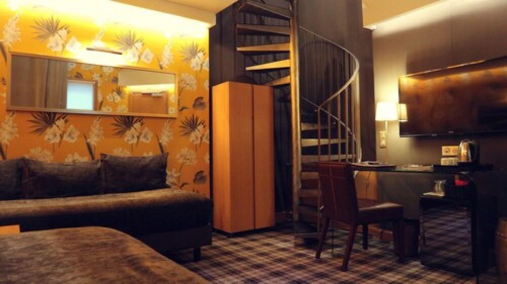 Hôtel Saint Paul Rive Gauche Room Type - Family Quadruple Room