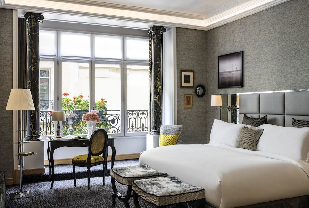 Sofitel Paris Baltimore Tour Eiffel Hotel Room Type - Junior Suite, 1 King Bed
