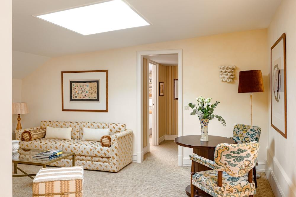 Saint James Paris - Relais & Chateaux Room Type - Suite