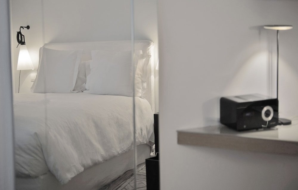 La Maison Champs Elysées Room Type - Junior Suite La Maison Champs Elysées Room Type - Junior Suite