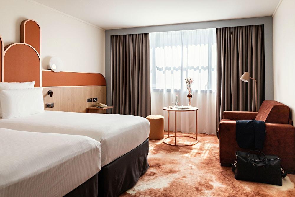 Pullman Paris Centre-Bercy Room Type - Superior Room, Multiple Beds