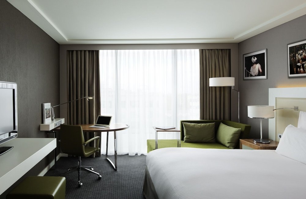 Pullman Paris Centre-Bercy Room Type - Deluxe Room, 1 King Bed Pullman Paris Centre-Bercy Room Type - Deluxe Room, 1 King Bed
