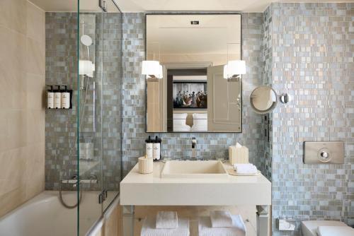 Sofitel Paris Le Faubourg Room Type - Two-Bedroom King Suite