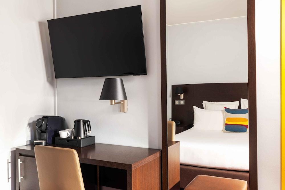 Hotel Sophie Germain Room Type - Double Room