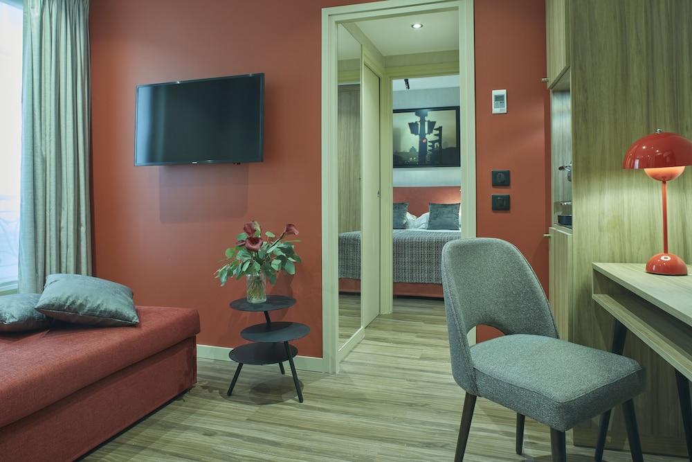 Hotel Atmospheres Room Type - Junior Suite