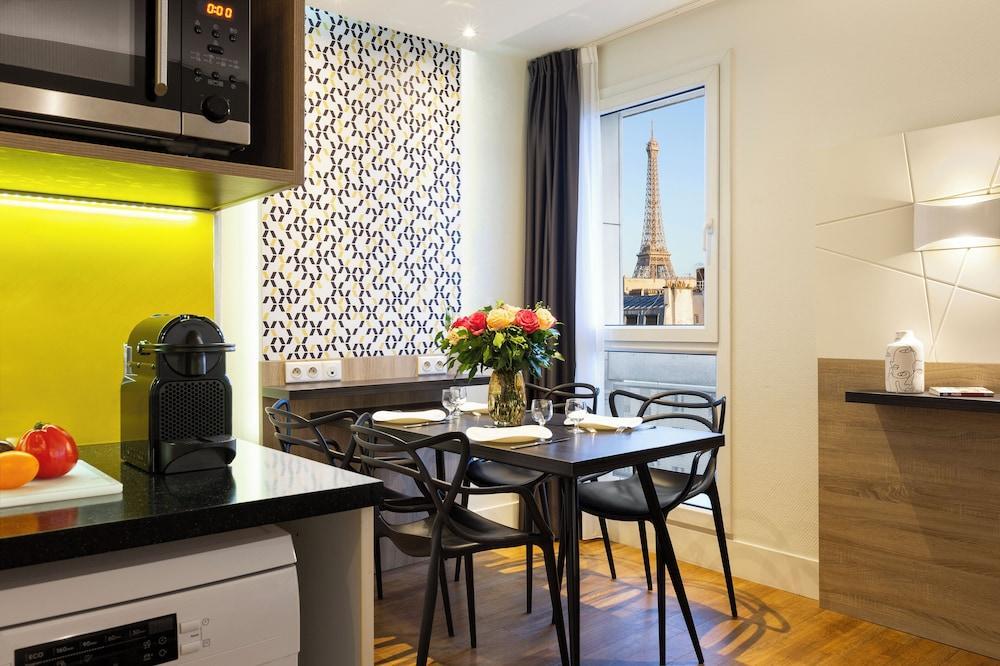 Citadines Tour Eiffel Paris Room Type - 1-Bedroom Eiffel Tower View