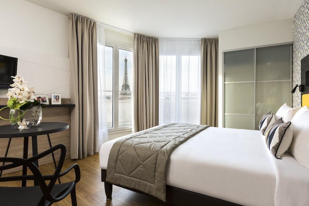 Citadines Tour Eiffel Paris Room Type - Studio, Balcony (Eiffel Tower View) Citadines Tour Eiffel Paris Room Type - Studio, Balcony (Eiffel Tower View)