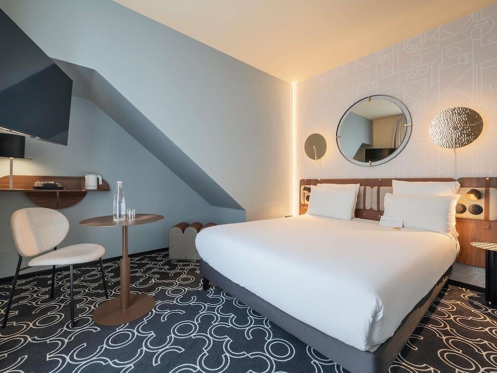 Mercure Paris Opera Grands Boulevards Room Type - Classic Room, 1 Double Bed