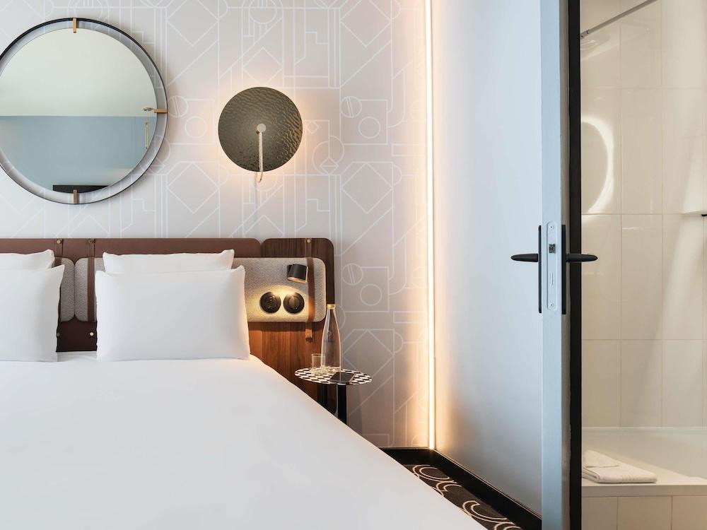 Mercure Paris Opera Grands Boulevards - Tap to explore photos