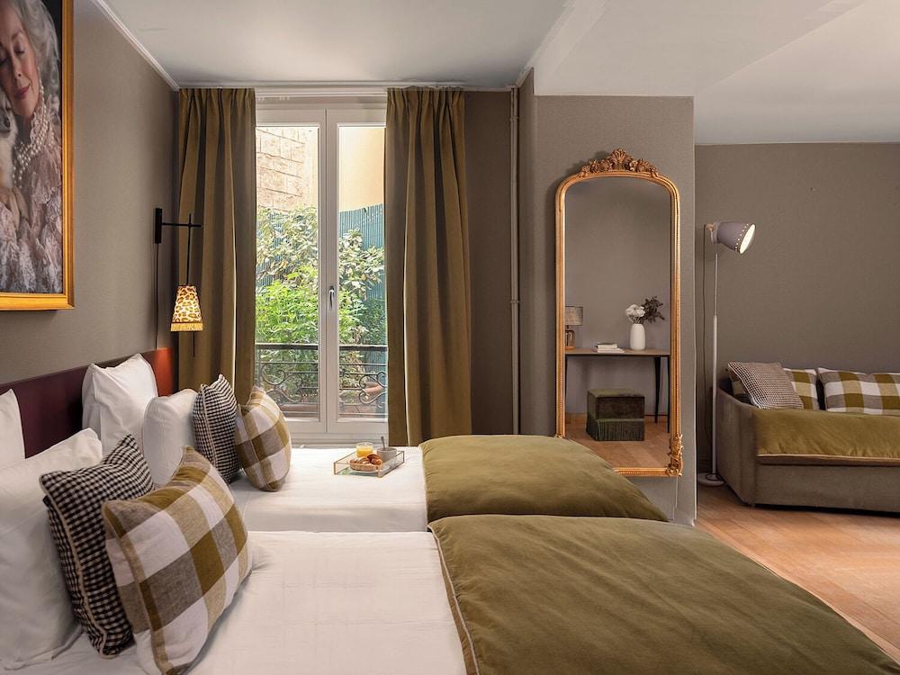 Hotel Zélie Champs-Elysées Room Type - Family Room Hotel Zélie Champs-Elysées Room Type - Family Room