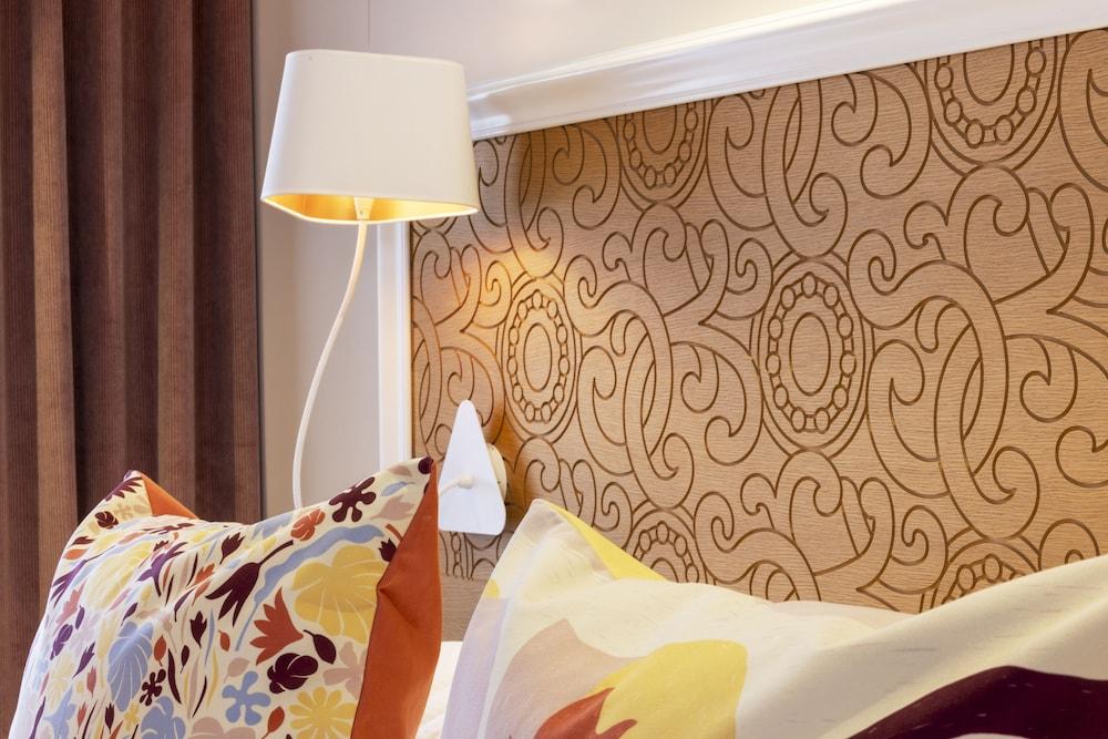 Hotel Elysees 8 Room Type - Suite
