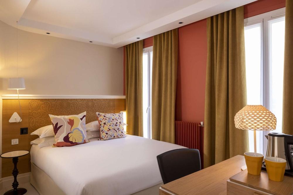 Hotel Elysees 8 Room Type - Classic Room