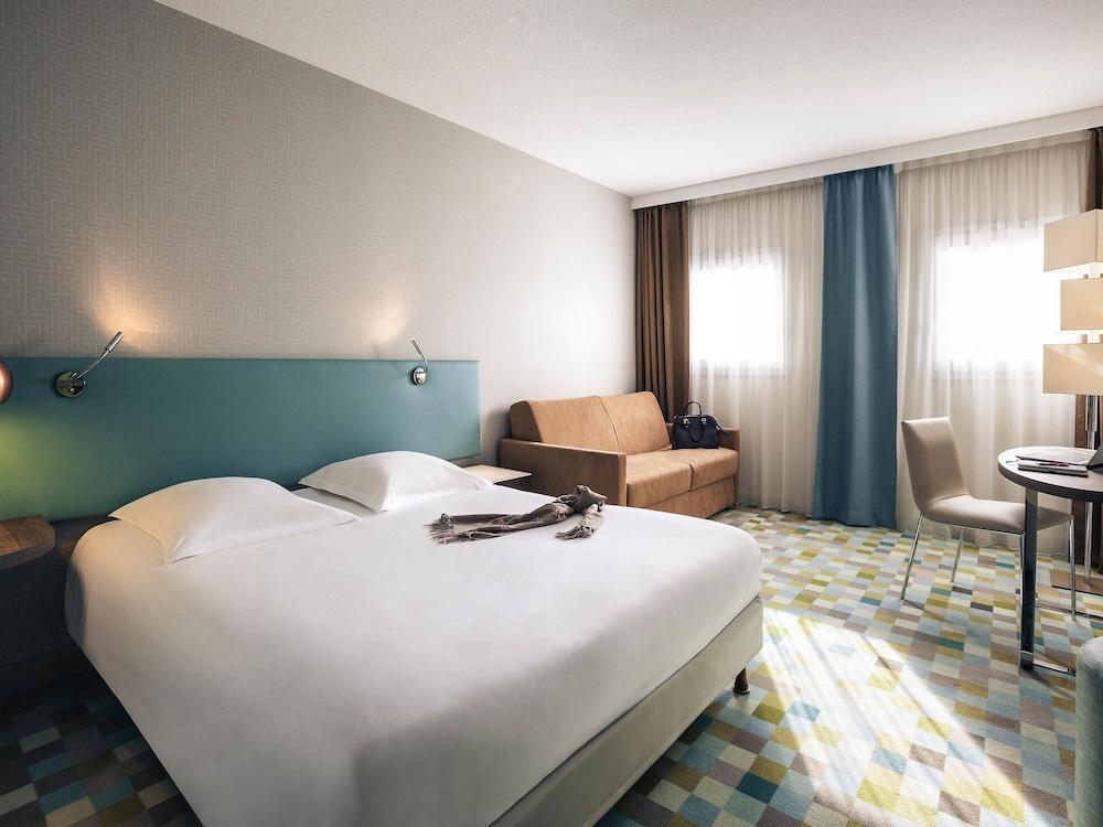 Hotel Mercure Marne la vall Room Type - Family Room, Multiple Beds