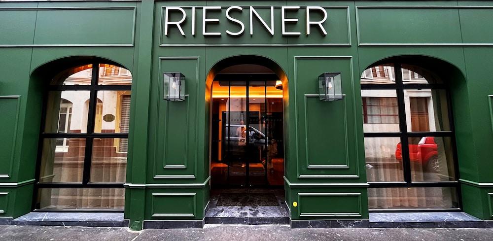 Hotel Riesner - Tap to explore photos