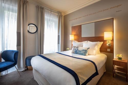 Hôtel Le Tourville by Inwood Hotels - Tap to explore photos