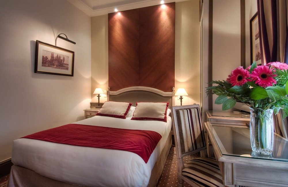 Best Western Premier Trocadero La Tour - Tap to explore photos