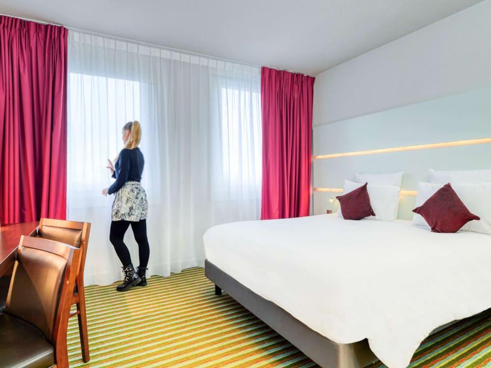 Mercure Paris Ivry Quai de Seine - Tap to explore photos