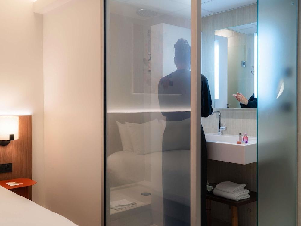 Mercure Paris Ivry Quai de Seine - Tap to explore photos