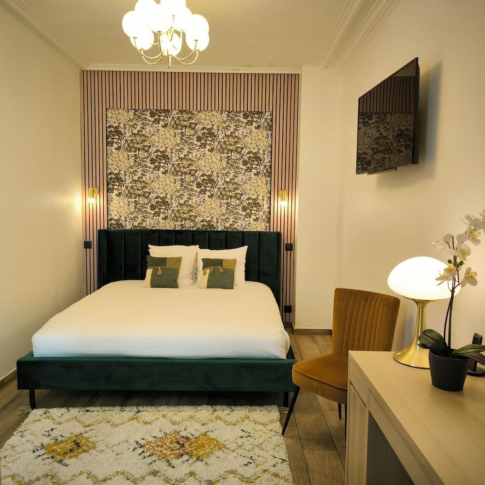 Hotel le Twelve Room Type - Superior Double Room