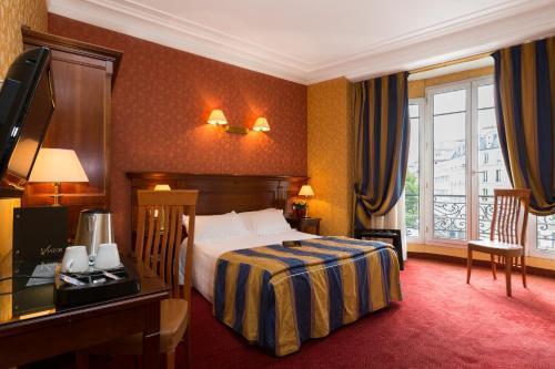 Hotel Viator Paris - Gare de Lyon - Tap to explore photos