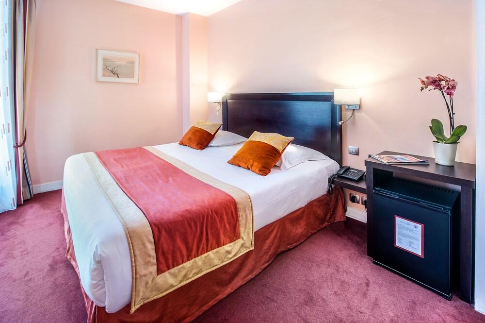 Hotel Virgina Room Type - Comfort Room