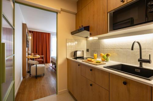 Citadines République Paris Room Type - Studio (2 Adults)