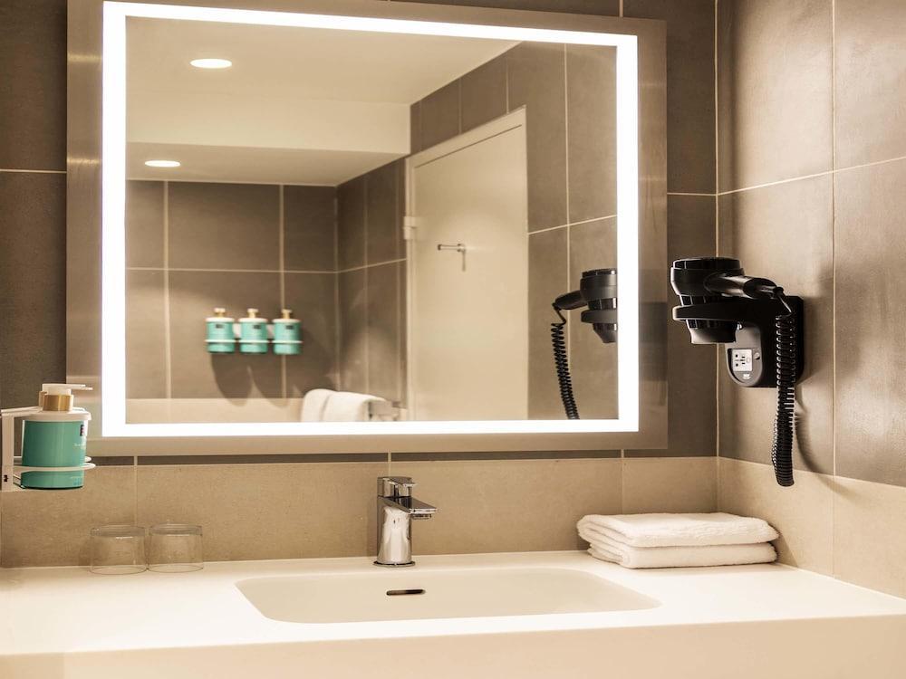 Novotel Paris Orly Rungis Room Type - Family Room, Multiple Beds
