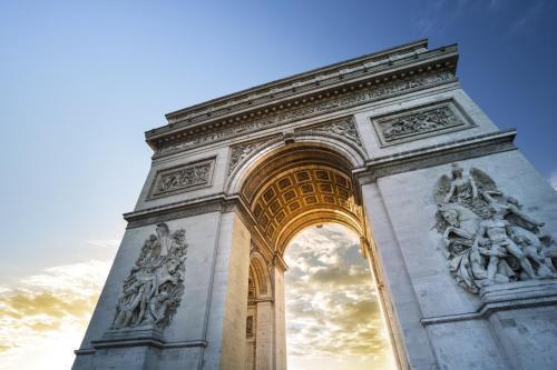Warwick Champs-Elysées Paris - Tap to explore photos