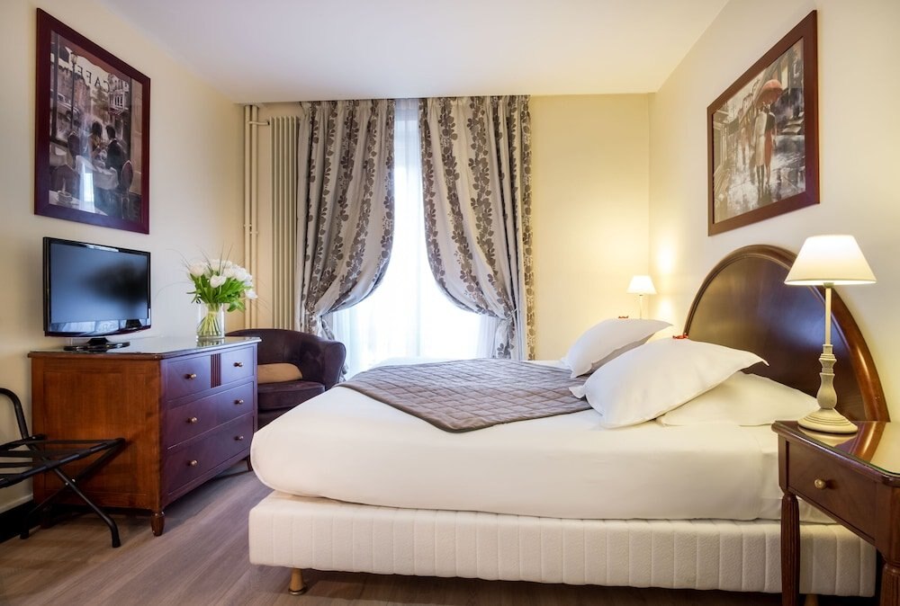 Hotel Waldorf Montparnasse Room Type - Superior Double or Twin Room