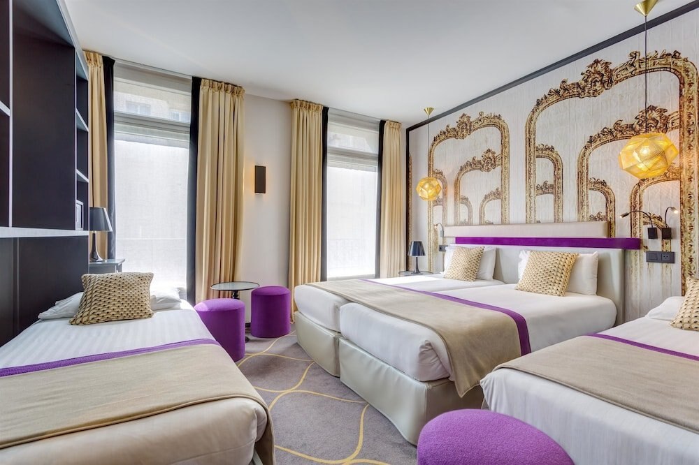 Hotel Yllen Eiffel Room Type - Quadruple Room (4 Twin Beds)