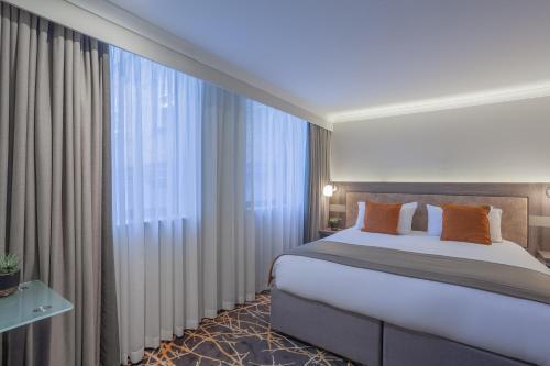 Richmond Hill Hotel Room Type - Hill Collection Junior Suite