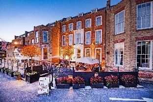 Richmond Hill Hotel - Tap to explore photos