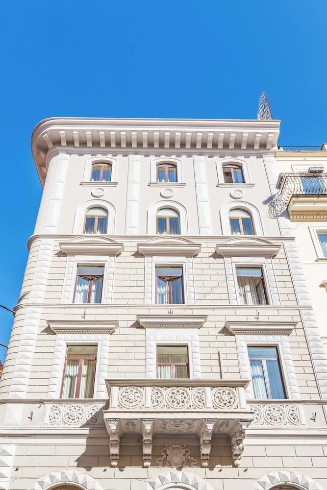 Hotel Raffaello, Sure Hotel Collection by Best Western