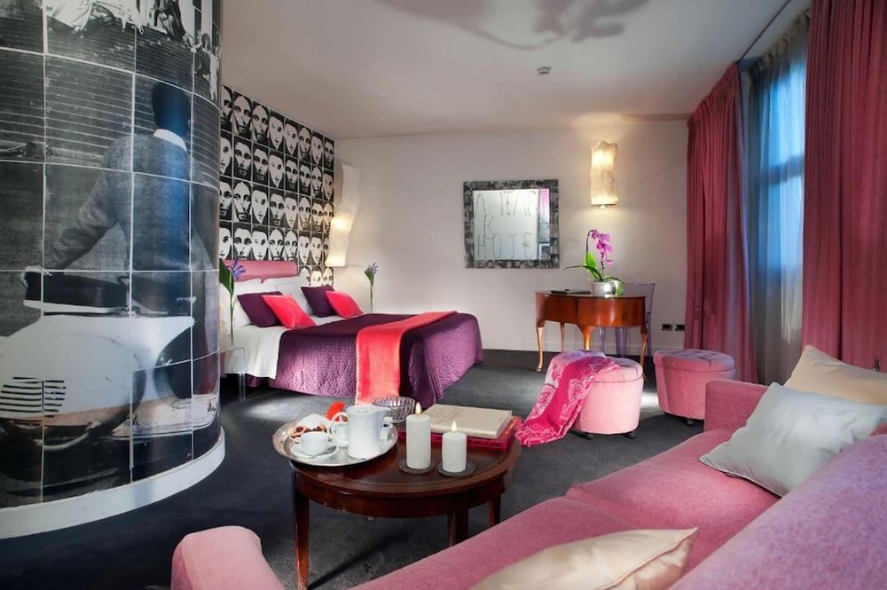 Abitart Hotel Room Type - Junior Suite