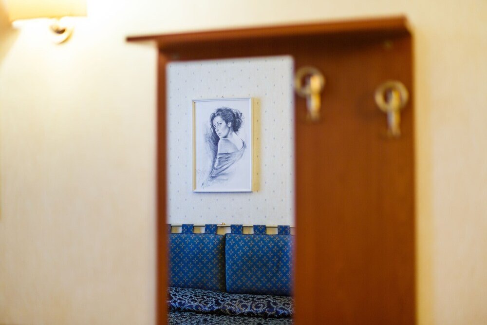 Hotel Paris Room Type - Classic Double or Twin Room Hotel Paris Room Type - Classic Double or Twin Room