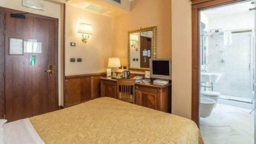Tmark Hotel Vaticano Room Type - Economy Double Room