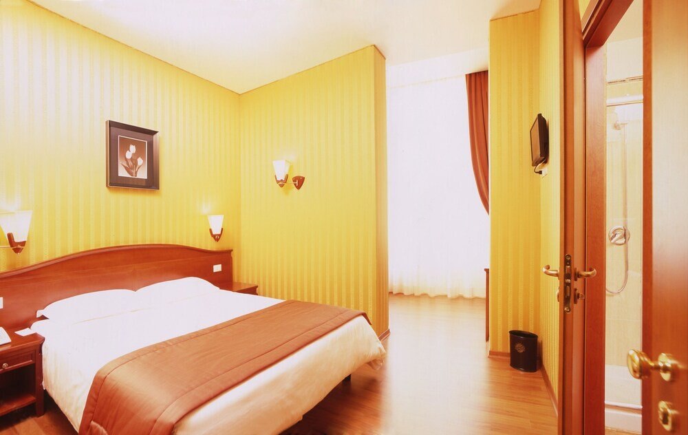 Augusta Lucilla Palace Room Type - Triple Room