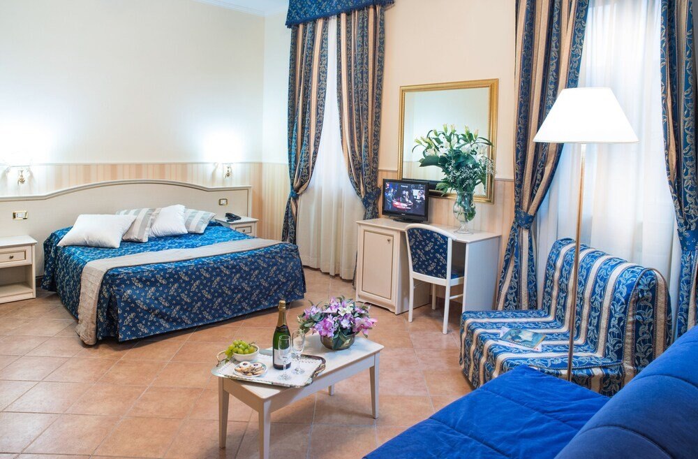 Anfiteatro Flavio Room Type - Quadruple Room