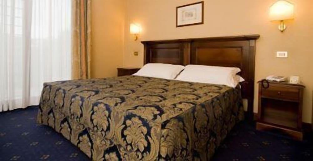 Appia Park Hotel Room Type - Standard Double or Twin Room