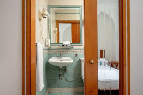 Hotel Emona Aquaeductus Room Type - Small Double Room