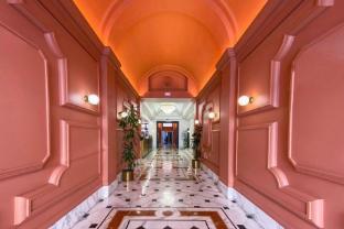 Raeli Hotel Archimede - Tap to explore photos