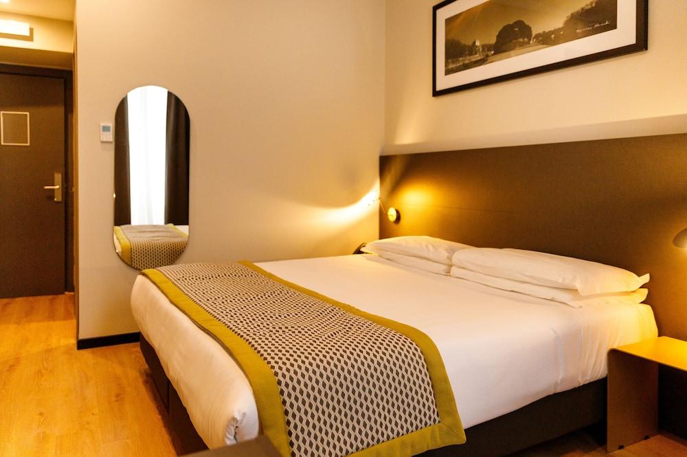 The Cross Hotel Room Type - Classic Room