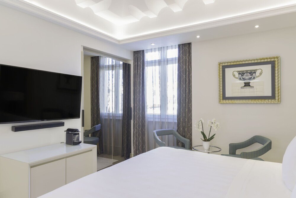 Aleph Rome Hotel, Curio Collection by Hilton Room Type - Deluxe Room, 1 King Bed