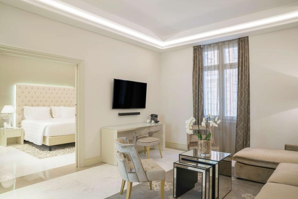 Aleph Rome Hotel, Curio Collection by Hilton Room Type - Suite (Costantino)